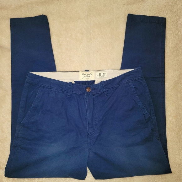 Abercrombie & Fitch Other - Abercrombie and Fitch Men's Tapered Chinos